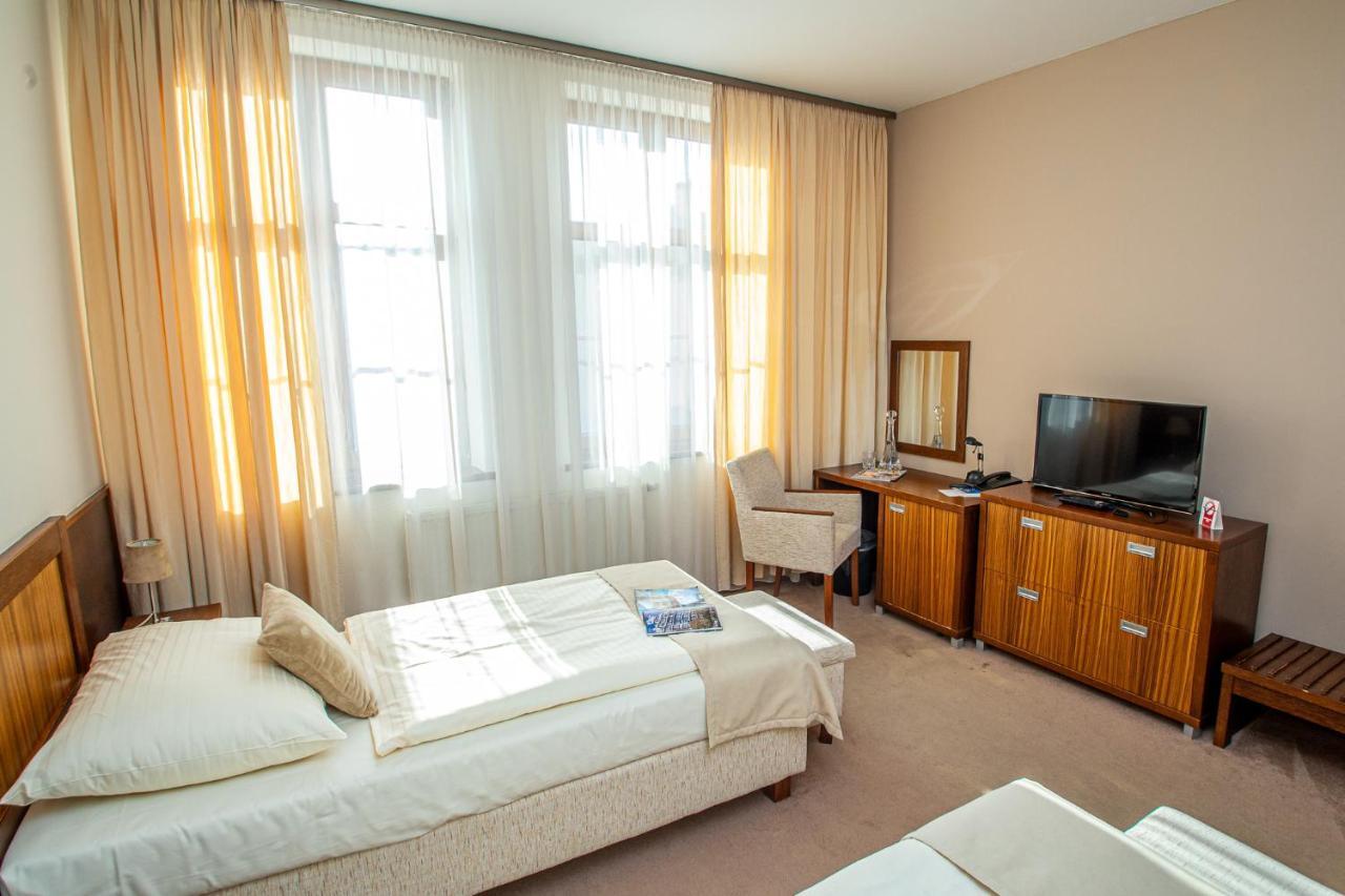 Hotel Academic زفولين المظهر الخارجي الصورة