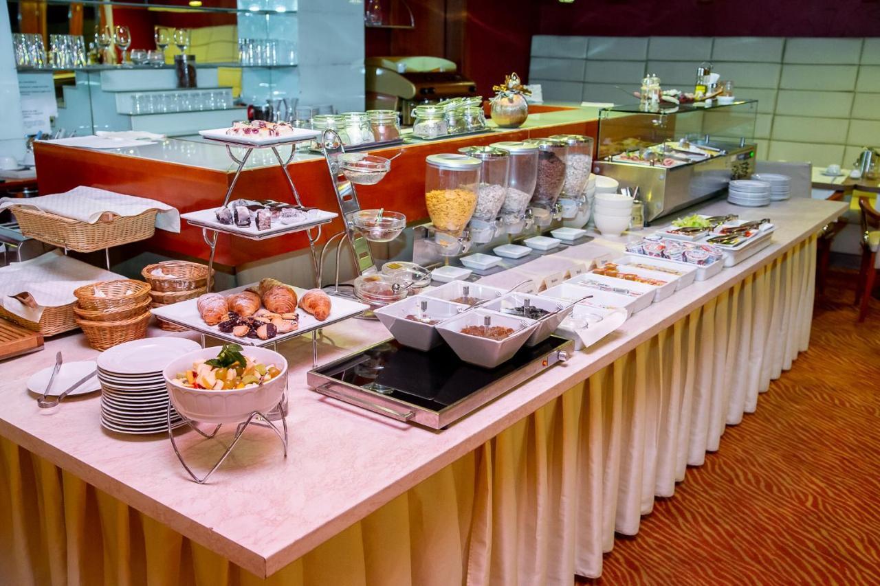 Hotel Academic زفولين المظهر الخارجي الصورة